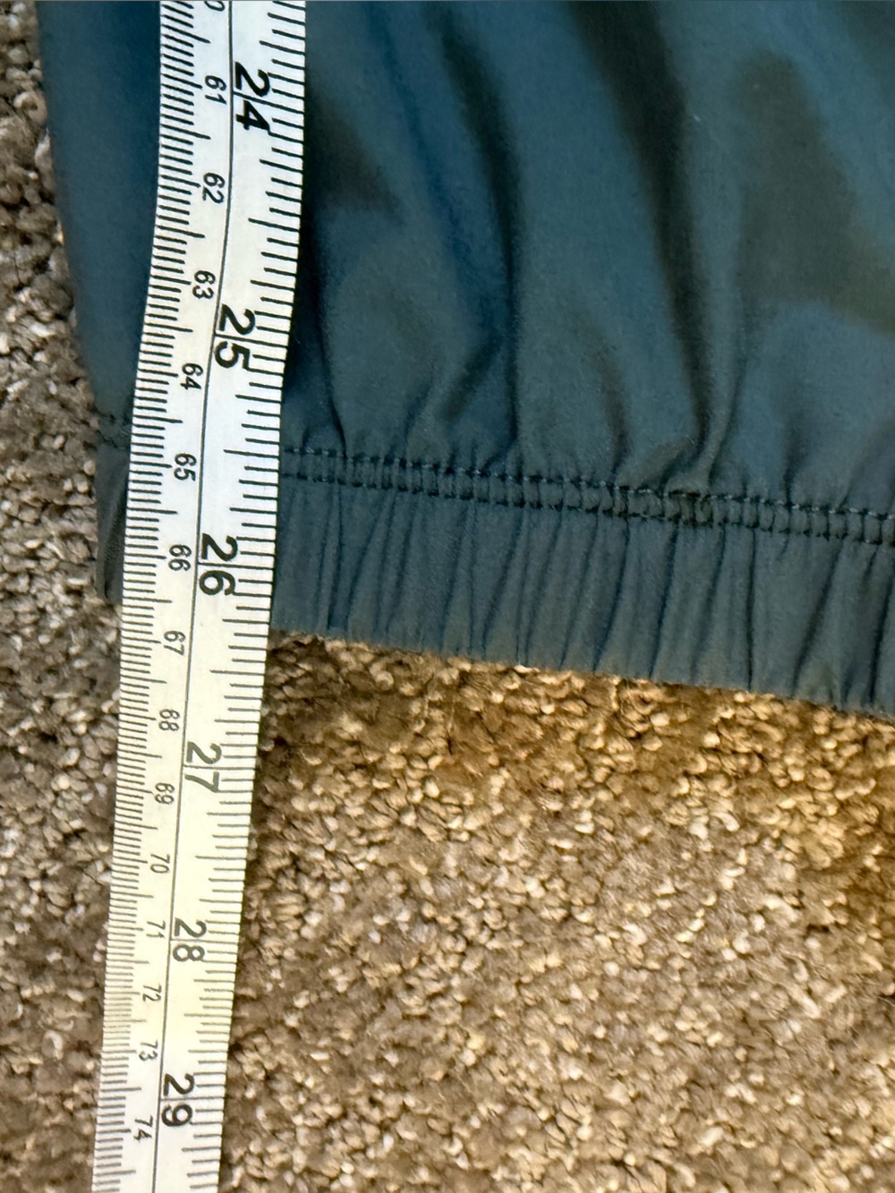 Vuori Women's Track Joggers in Slate Blue with Cream Drawstring - Picture 13 of 14
